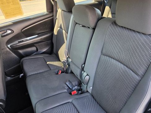 Used 2018 Dodge Journey SXT w/ Connectivity Group AWD/4WD image 19