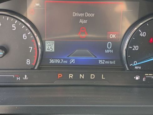 Used 2023 Ford Explorer Limited image 19