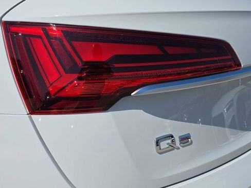 Used 2023 Audi Q5 2.0T Premium AWD/4WD image 37