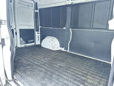 Used 2018 RAM ProMaster 2500 FWD image 15