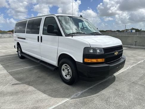 Used 2023 Chevrolet Express 3500 LS image 21