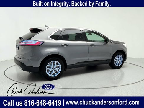 Used 2024 Ford Edge SEL AWD/4WD image 8