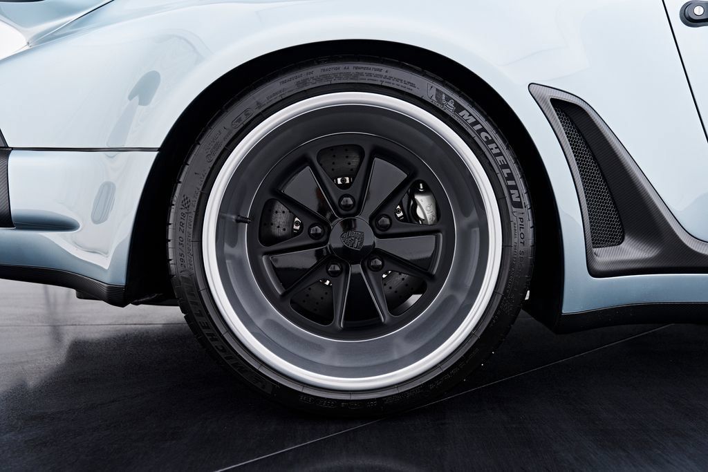 Used 1990 Porsche 911 Carrera image 40