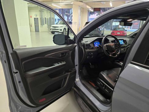 Used 2022 Honda Pilot TrailSport image 21