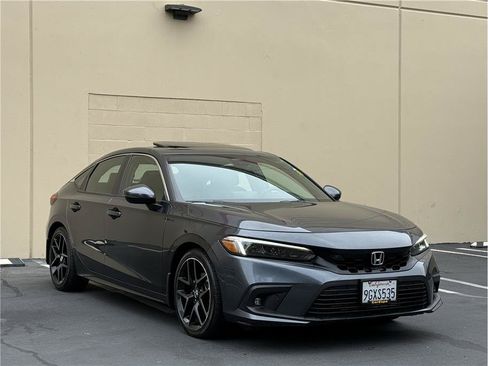 Used 2023 Honda Civic Sport Touring image 1