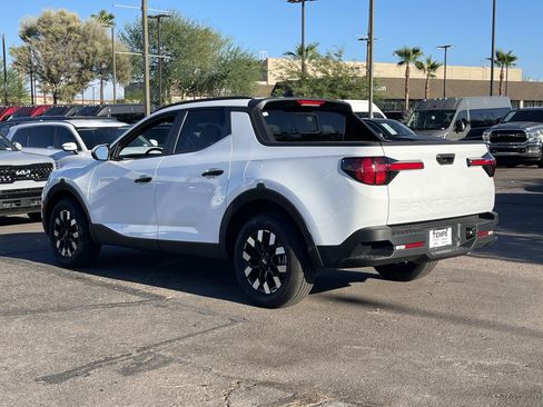 Used 2025 Hyundai Santa Cruz SEL FWD image 4