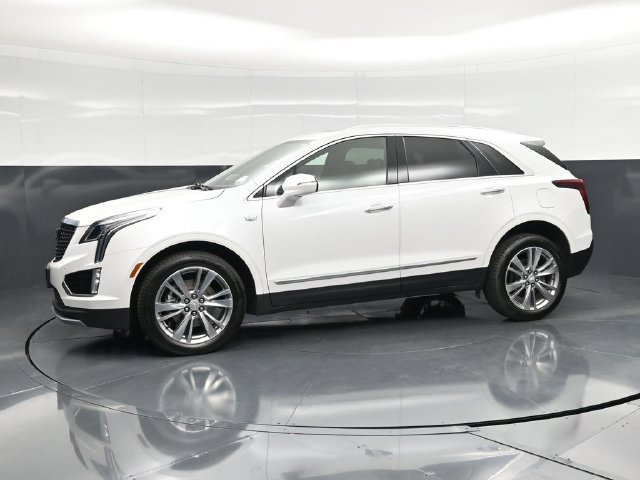 Used 2024 Cadillac XT5 Premium Luxury w/ LPO, Floor Liner Package AWD/4WD image 9