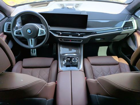 Used 2026 BMW X5 M60i AWD/4WD image 35