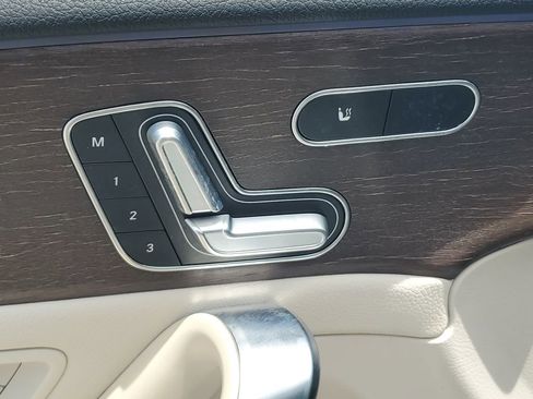 Used 2020 Mercedes-Benz CLA 250 image 16
