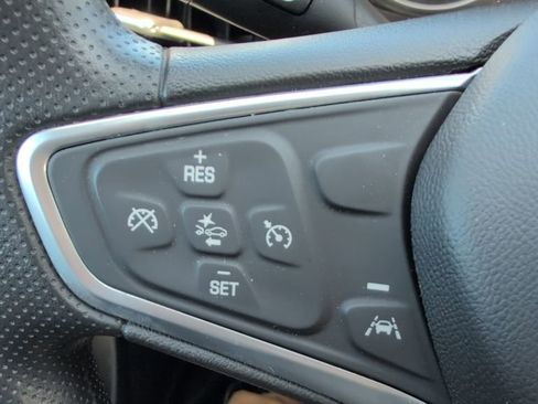 Used 2023 Chevrolet Malibu LT FWD image 14