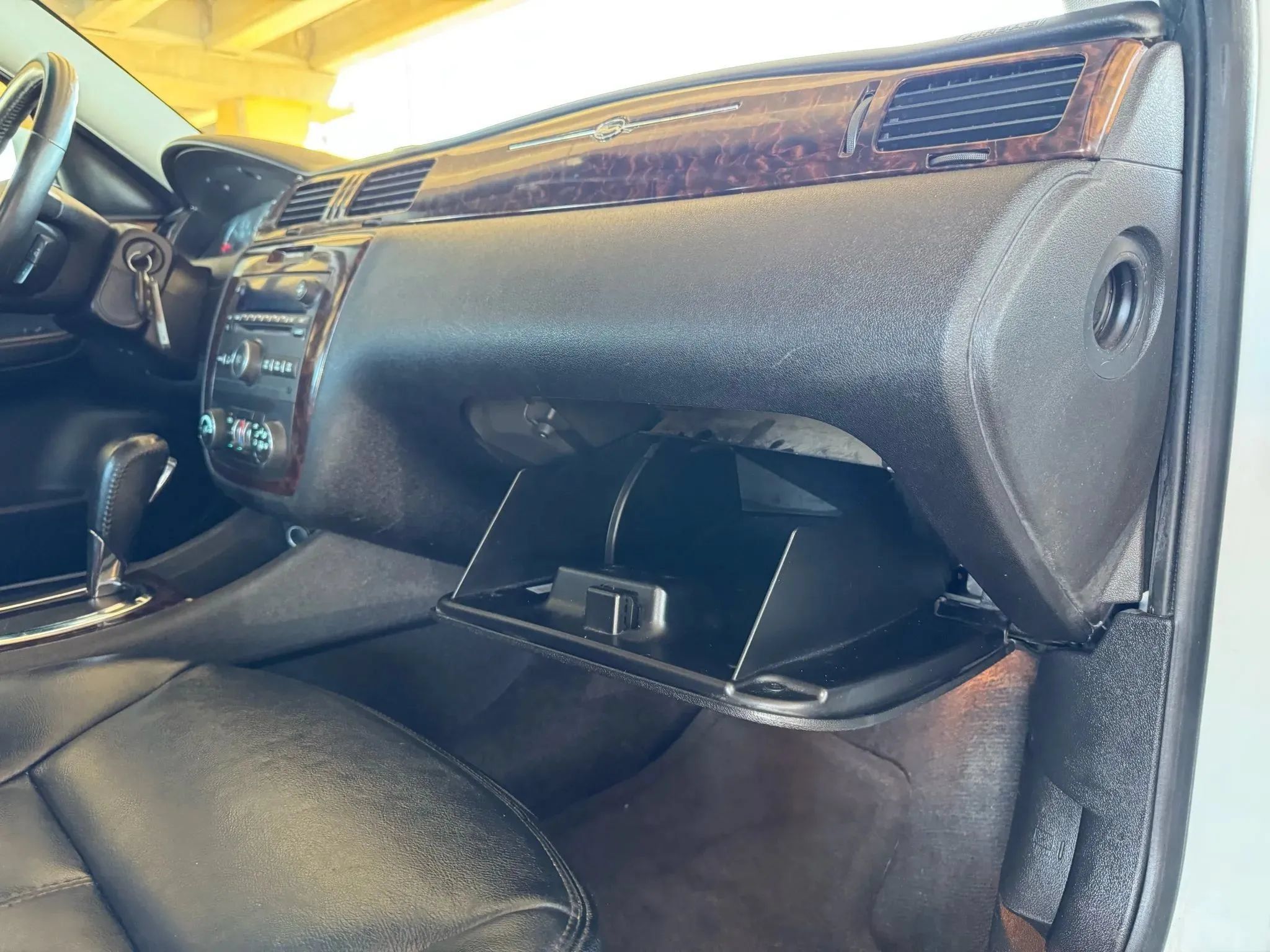 Used 2013 Chevrolet Impala LT w/ LT Sunroof Package FWD image 27