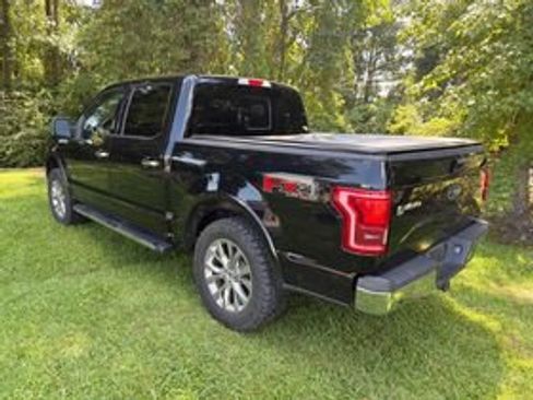 Used 2017 Ford F150 Lariat w/ Equipment Group 502A Luxury AWD/4WD image 2