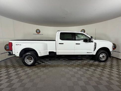 Certified 2025 Ford F350 XLT AWD/4WD image 18