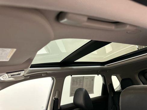 Certified 2022 Nissan Rogue SL w/ SL Premium Package image 5