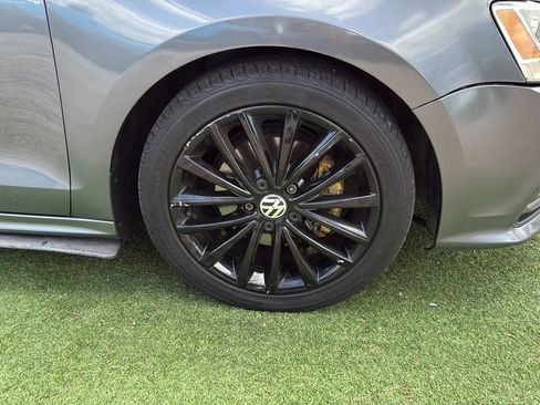 Used 2015 Volkswagen Jetta SE image 46