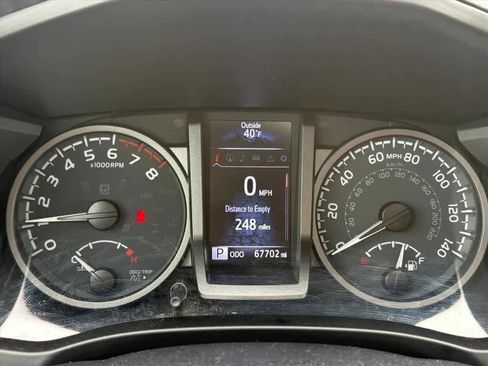 Used 2021 Toyota Tacoma TRD Sport w/ TRD Premium Sport Package image 11