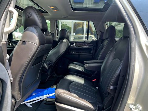 Used 2017 Buick Enclave Leather w/ Trailering Package image 12