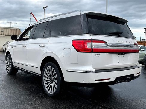 Used 2019 Lincoln Navigator Reserve AWD/4WD image 4