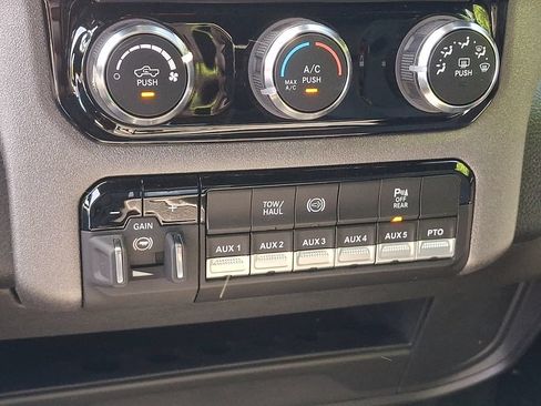 Used 2025 RAM 5500 Tradesman AWD/4WD image 15