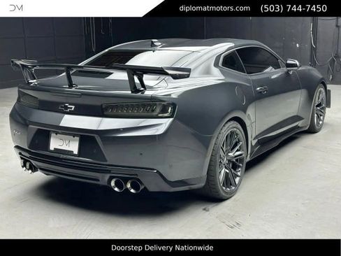 Used 2018 Chevrolet Camaro ZL1 RWD image 6