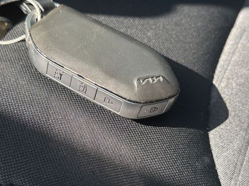 Used 2025 Kia K5 LXS image 21