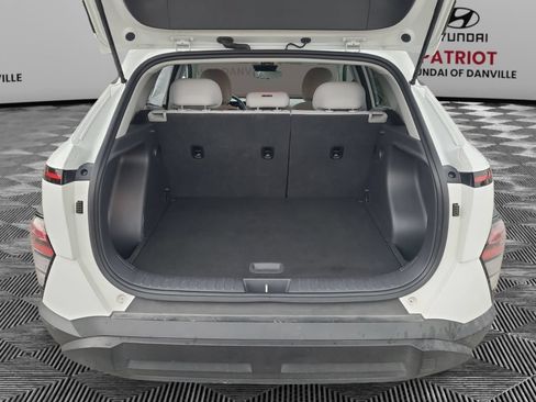 Used 2025 Hyundai Kona SEL AWD/4WD image 17