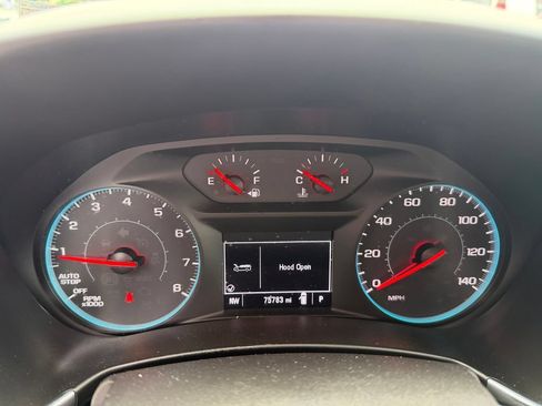 Used 2018 Chevrolet Equinox LT AWD/4WD image 16