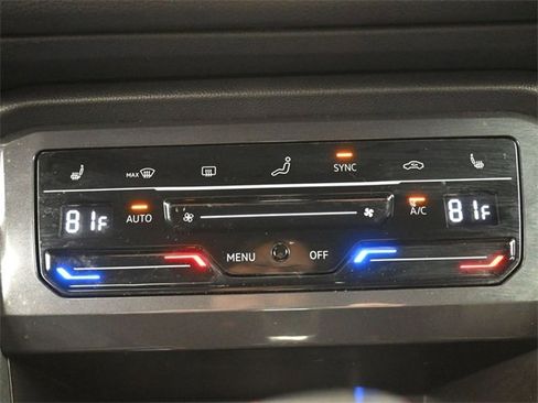 Used 2023 Volkswagen Tiguan SE R-Line image 22