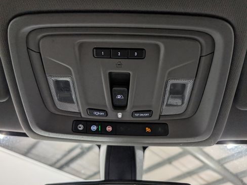 Used 2021 GMC Sierra 1500 Elevation image 27