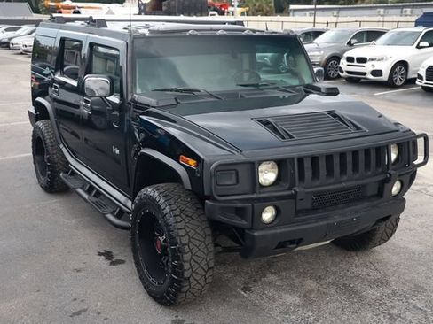 Used 2004 HUMMER H2 w/ Preferred Equipment Group AWD/4WD image 18