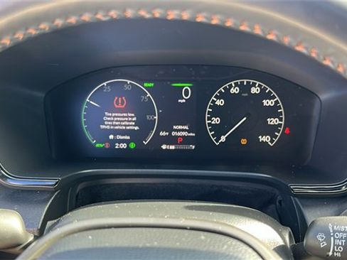 Used 2025 Honda CR-V Sport image 16