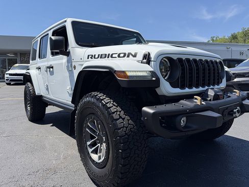 Used 2024 Jeep Wrangler Unlimited Rubicon 392 AWD/4WD image 9