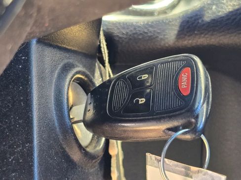 Used 2015 Jeep Wrangler Unlimited Sahara w/ Dual Top Group AWD/4WD image 19