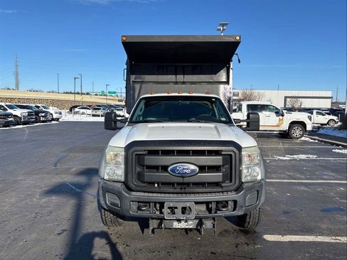 Used 2011 Ford F450 XL w/ High Capacity Trailer Tow Pkg image 3
