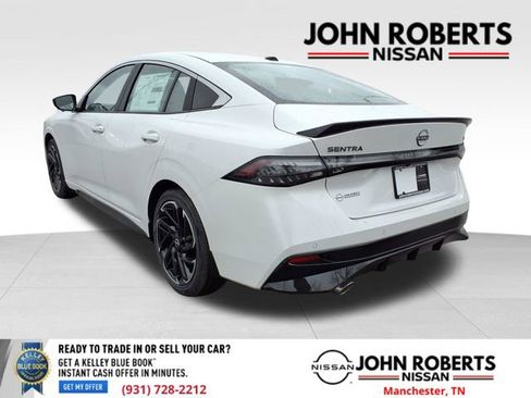 New 2026 Nissan Sentra SR w/ SR Premium Package FWD image 17