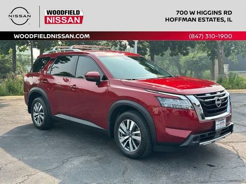Certified 2024 Nissan Pathfinder SL AWD/4WD image 3