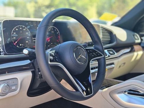 New 2026 Mercedes-Benz GLE 350 4MATIC image 16