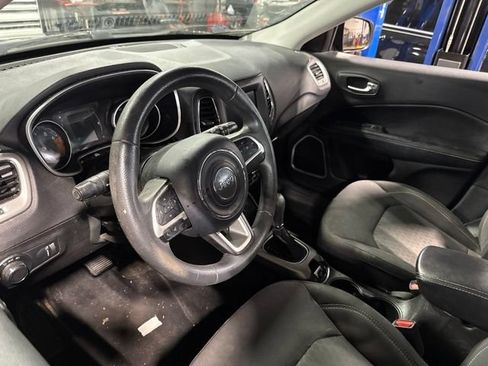 Used 2019 Jeep Compass Sport FWD image 10