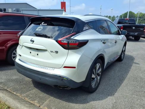 Used 2020 Nissan Murano SL w/ Moonroof Package FWD image 2