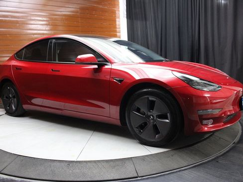 Used 2023 Tesla Model 3 Standard Range image 6