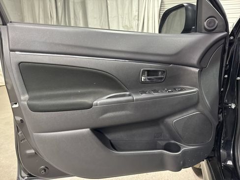 Used 2024 Mitsubishi Outlander Sport AWD image 15