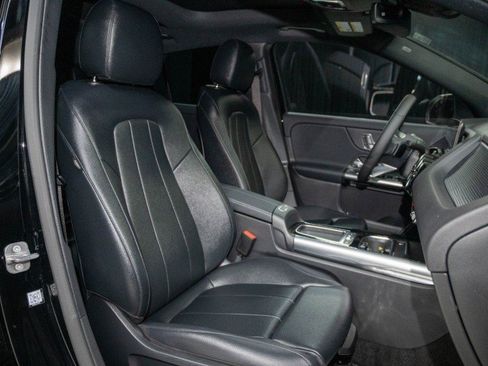 New 2026 Mercedes-Benz GLA 250 image 12