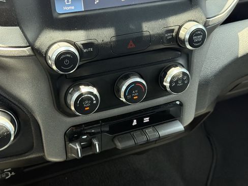 Used 2024 RAM 2500 Tradesman w/ Chrome Appearance Group AWD/4WD image 22