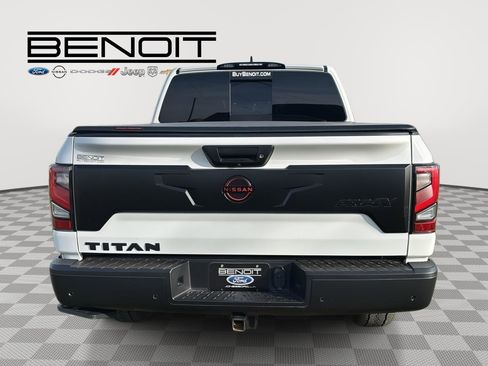 Used 2024 Nissan Titan PRO-4X w/ Pro-4x Convenience Package image 6