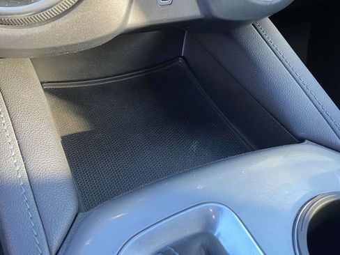 Used 2020 Chevrolet Blazer LT image 30