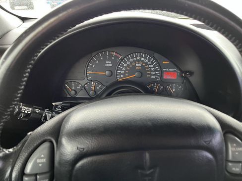 Used 2000 Pontiac Firebird Formula w/ Security Pkg image 13