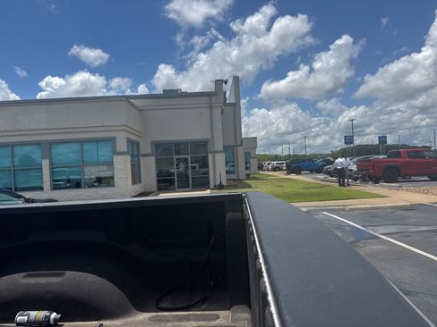 Used 2020 RAM 1500 Big Horn AWD/4WD image 6