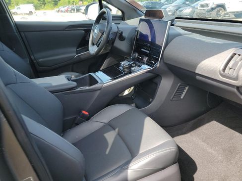 Used 2023 Subaru Solterra AWD image 10