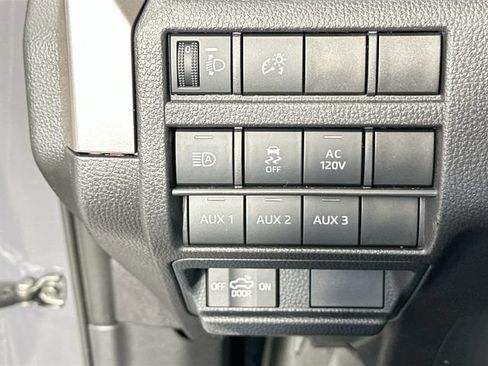 Used 2024 Toyota Tacoma TRD Off-Road w/ TRD Off Road Upgrade Package AWD/4WD image 22