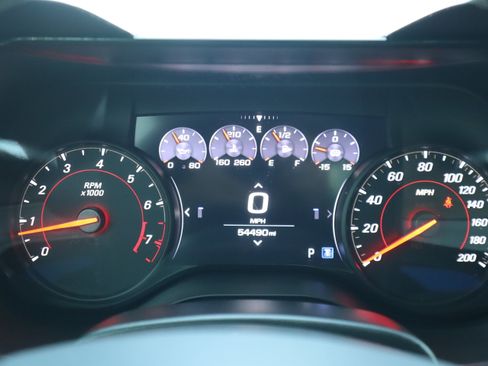Used 2019 Chevrolet Camaro ZL1 RWD image 17